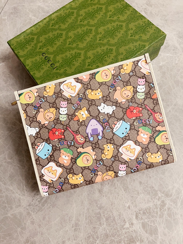 グッチ財布 レプリカ正面デザイン